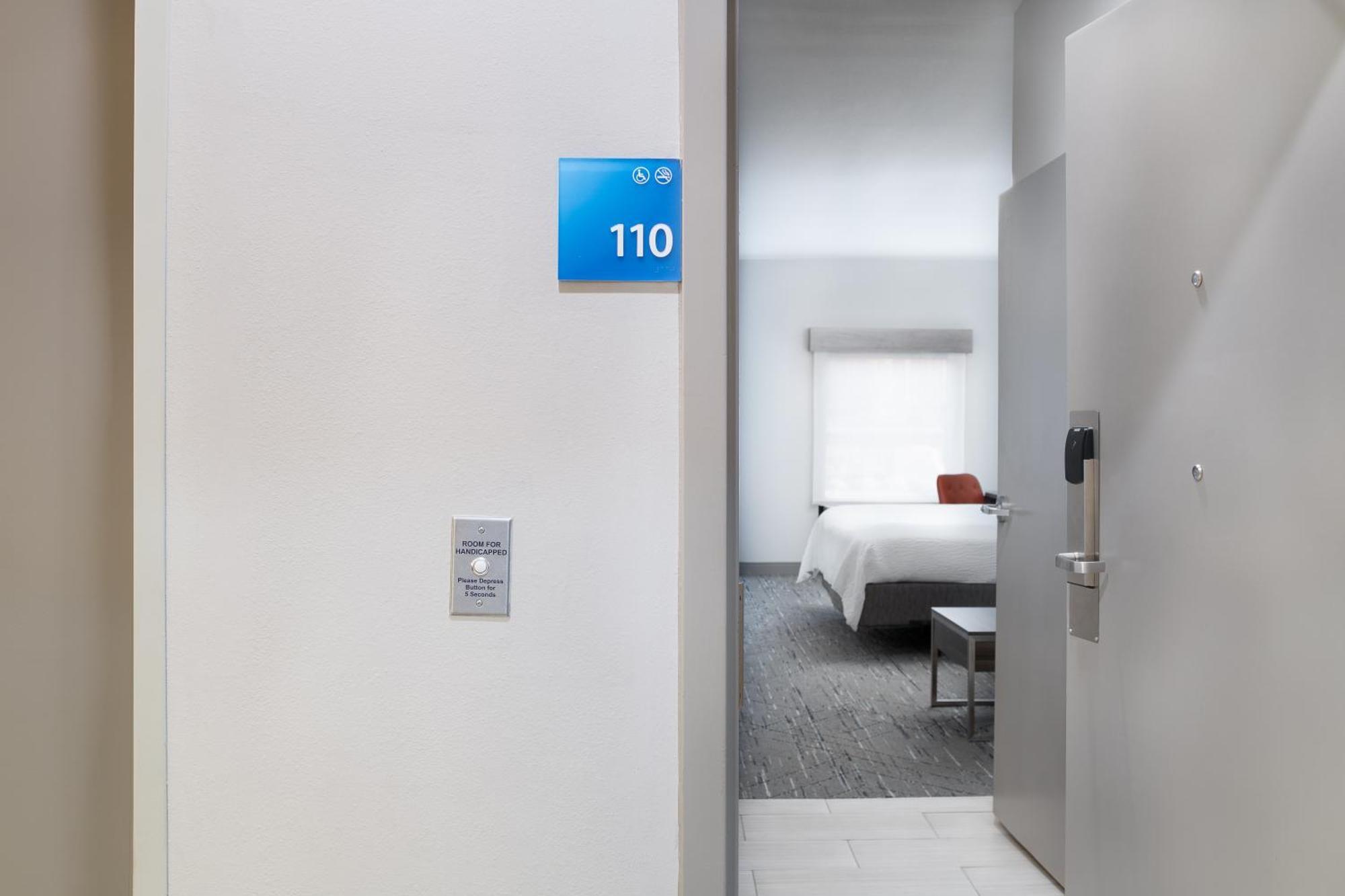 Holiday Inn Express Atlanta West - Theme Park Area By Ihg Lithia Springs Luaran gambar